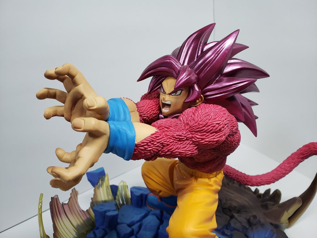 フィギュアーツZERO [超激戦] 超サイヤ人4孫悟空（DAIMA）　上半身1枚目