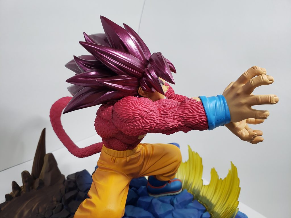 フィギュアーツZERO [超激戦] 超サイヤ人4孫悟空（DAIMA）　上半身2枚目