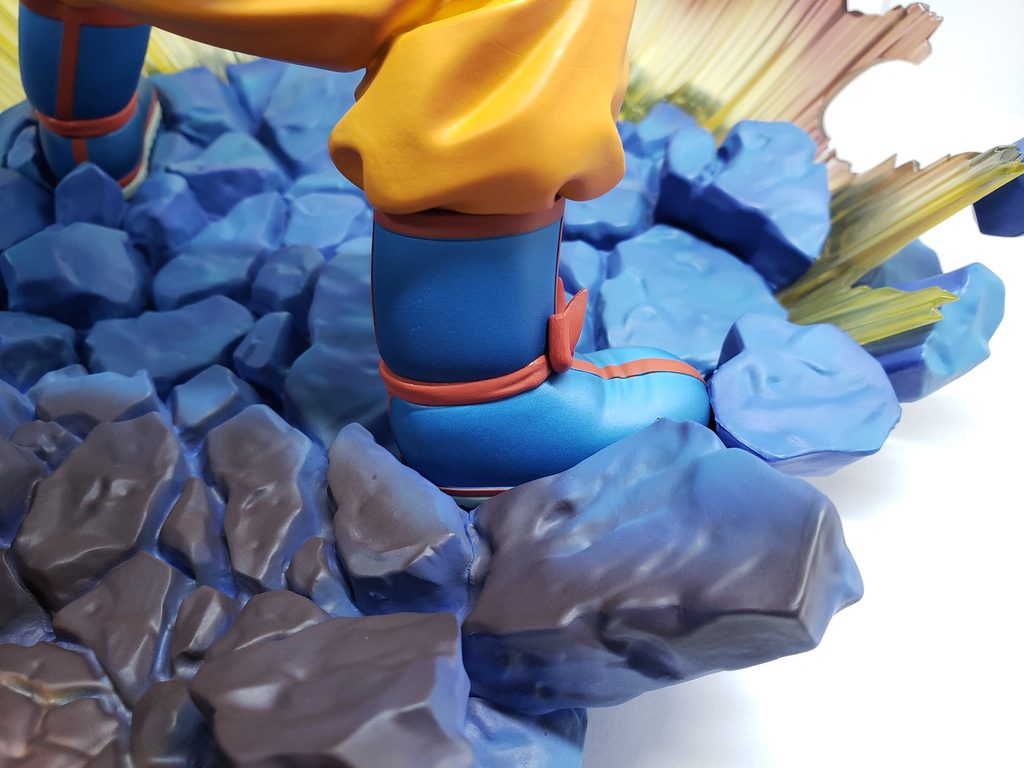 フィギュアーツZERO [超激戦] 超サイヤ人4孫悟空（DAIMA）　下半身4枚目